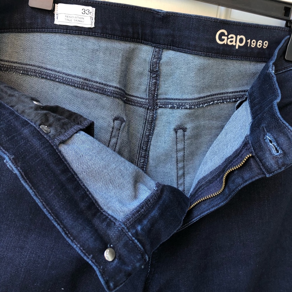 Gap Resolution Jeans - Picture 10 of 11